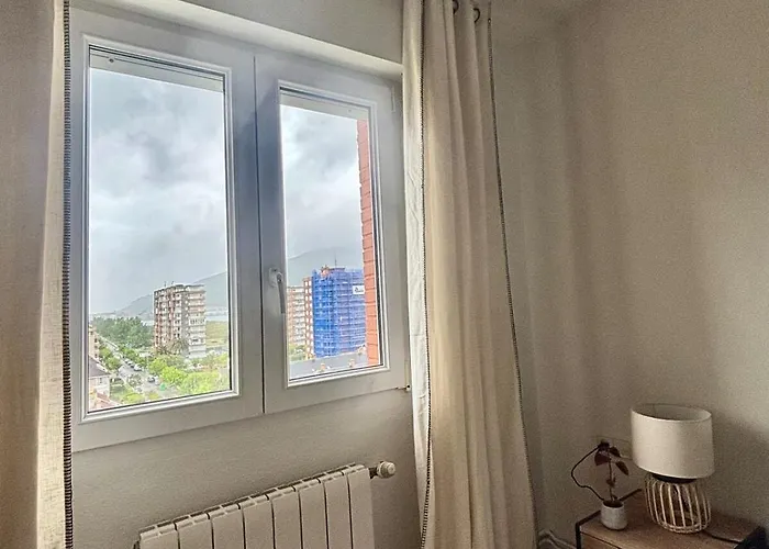 Vistas Al Mar, A 1 Min De La Playa, Terraza, Wifi *