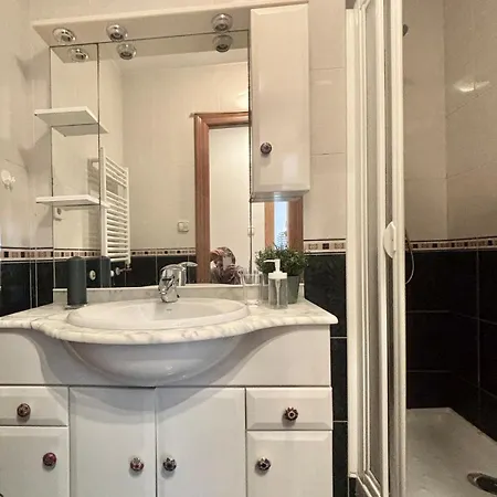 Vistas Al Mar, A 1 Min De La Playa, Terraza, Wifi *